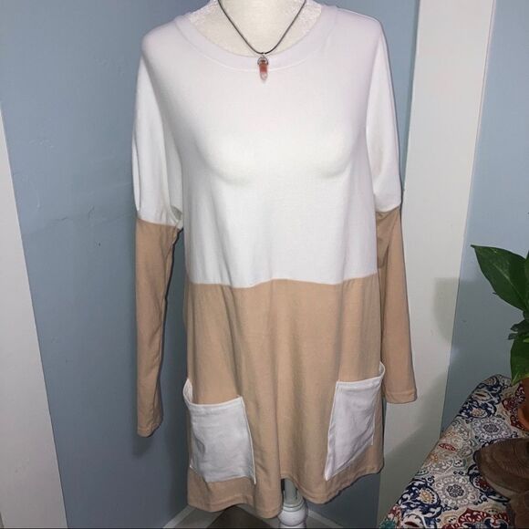 Zulily, Khaki & White Color Block Long Sleeve Pocket Tunic Women’s Size Small - Picture 3 of 12